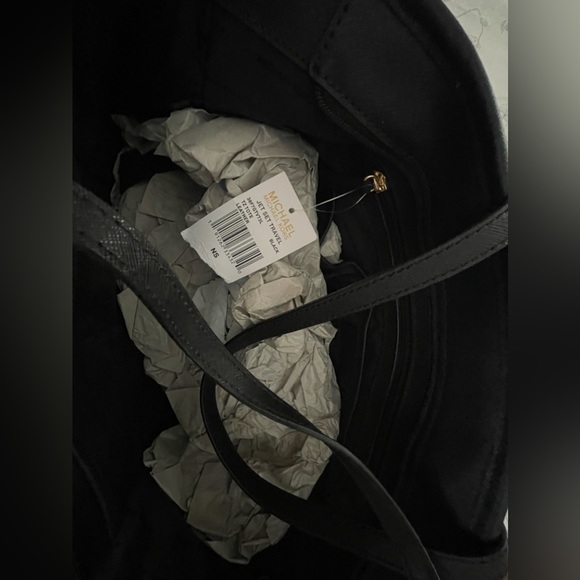 Michael Kors Black Women’s Purse Tote Bag - Picture 2 of 3